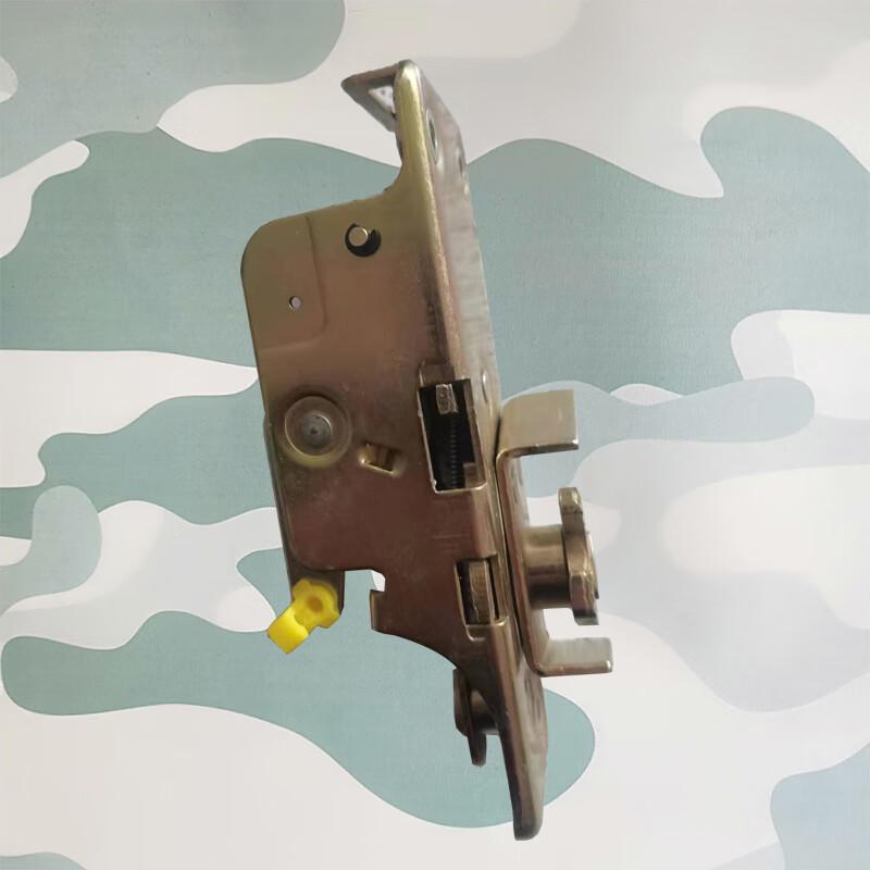 Huchen Shaanqi SX2150K & Steyr Cabin Door Lock Mechanism