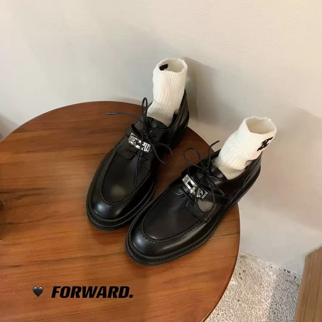 

Grape mother of the same style, British style lace-up single shoes jk flat bottom thick heel thick sole muffin loafer lock small leather shoes women 40 чёрный