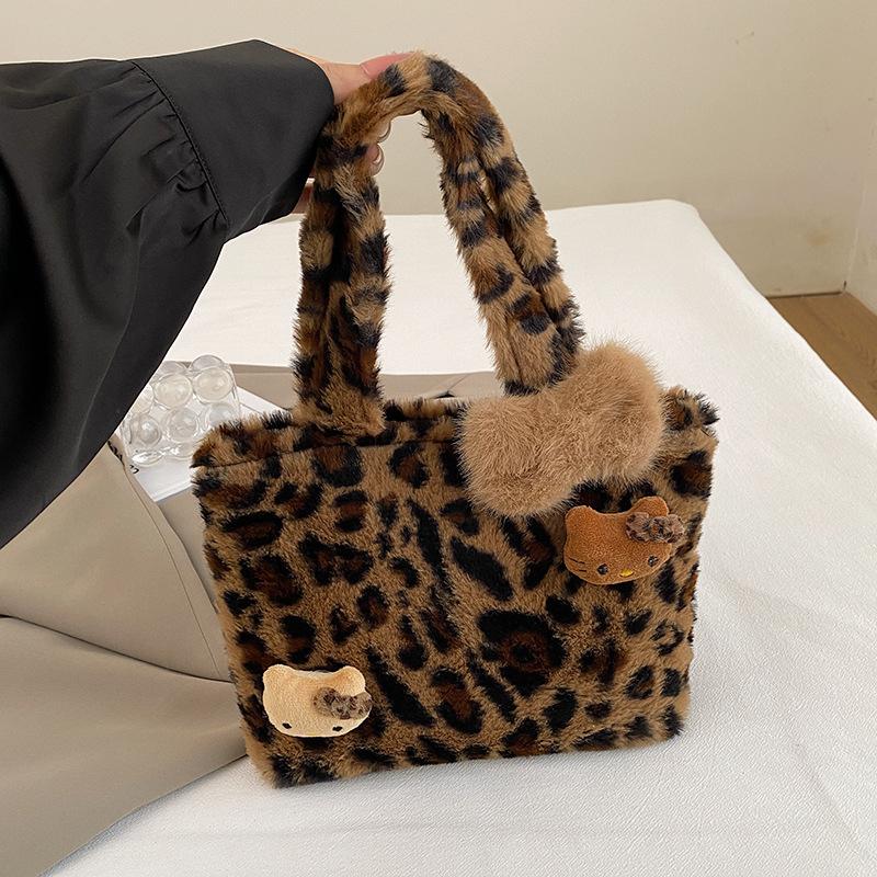 

Самодельная новая плюшевая сумочка-итти с леопардовым принтом Майяра, милая сумка для поездок на работу, нишевая винтажная сумочка Single pack. коричневый