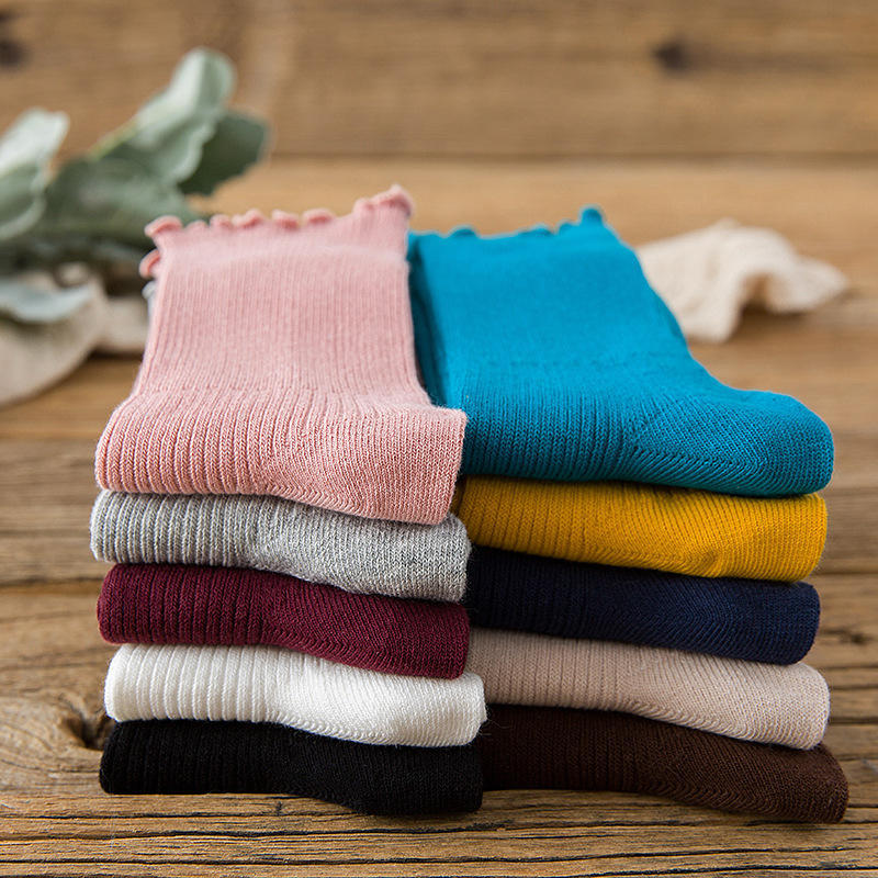 Cotton Breathable Women Socks Harajuku Retro Streetwear Solid Black White Socks Women Japanese Kawaii Cute Frily Ruffle Socks