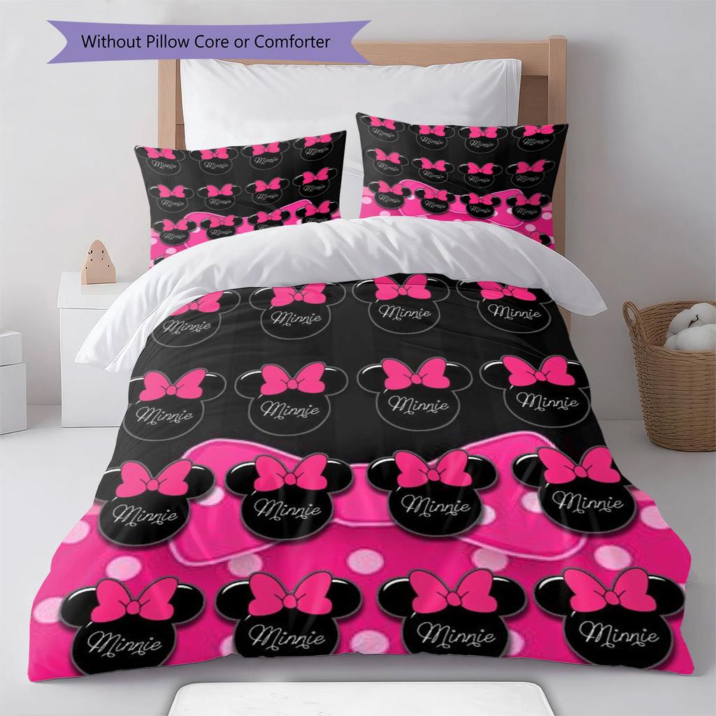 Retro-style collage Mickey Minnie print bedding set – the perfect choice for decorating a child's bedroom. Warm and comfortable