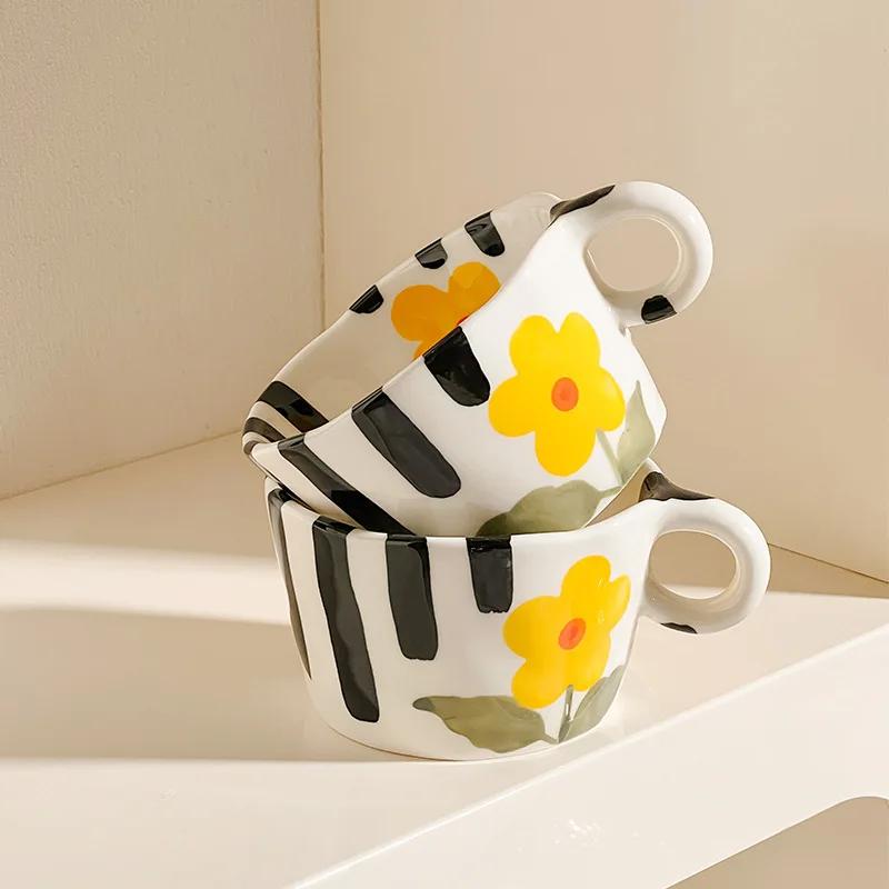 300ml Niedliche Handgekniffene Keramiktassen Kreative Blume Erdbeere Zitrone Geschenk Büro Zuhause Frühstück Hafermilch Espresso Kaffeetassen