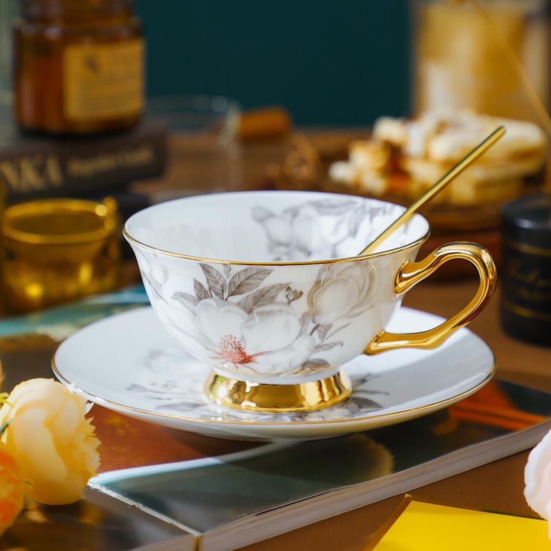 Euro Style Bone China Afternoon Tea Saucer Set Ceramic Rose Flower Tea Coffee Cup for Home Kitchen Wedding