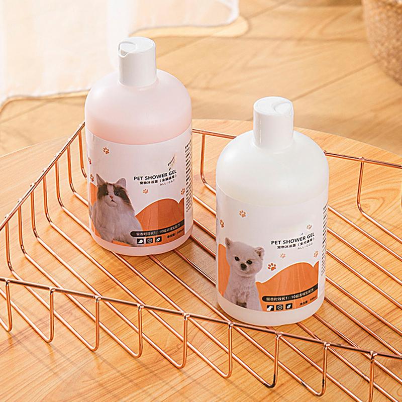 Hundeshampoo 500ml Katzenshampoo Feuchtigkeitsspender Sicheres Haustier-Duschgel Mildes Natürliches Haustiershampoo Badeflüssigkeit für Katzen Riechend