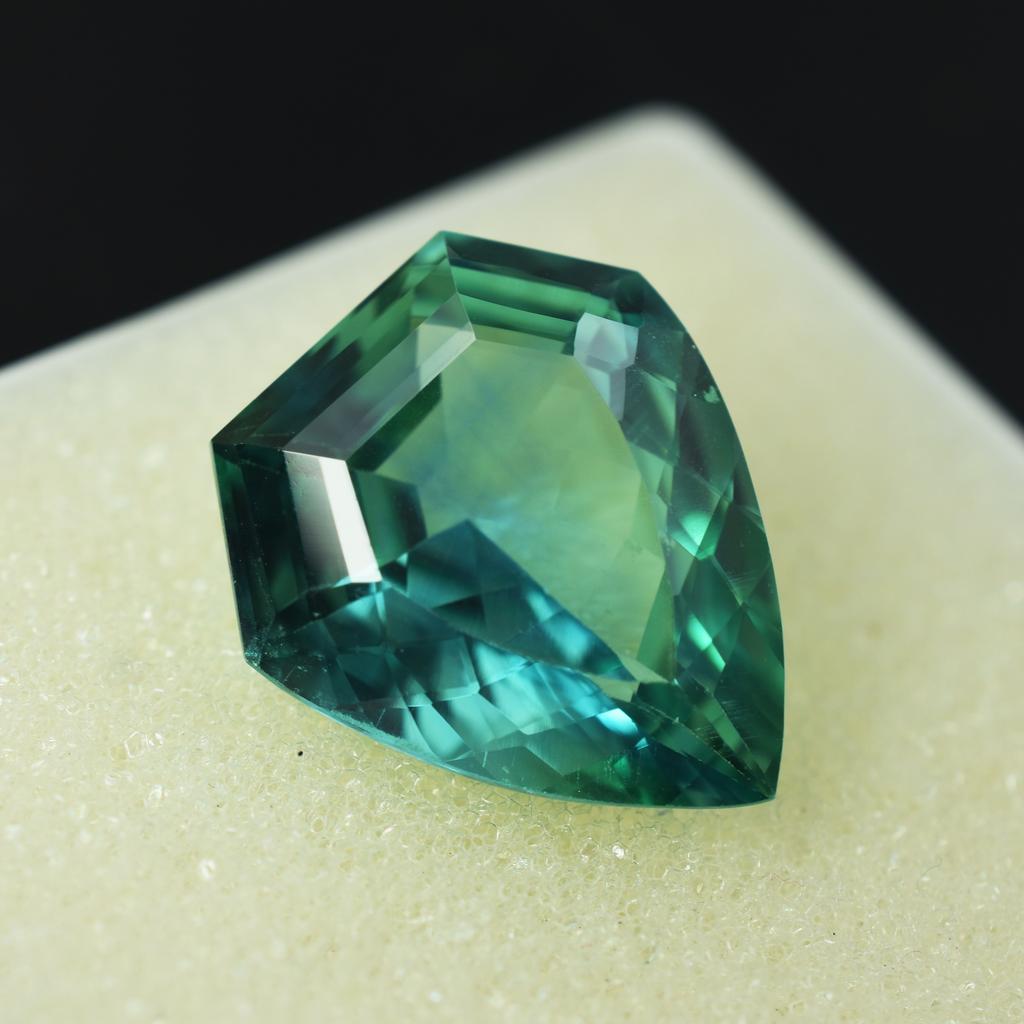 Natural Sapphire 14.30 Ct Bluish Green Fancy Stunning Certified Loose Gemstone