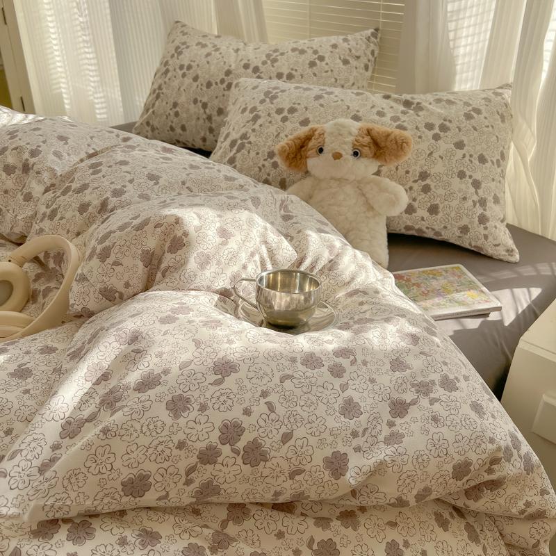 2025 Duvet Set Double Yarn Four-piece Set Class A Aerobic Knitted Cotton Printed Love Bed Cover Skin Friendly Breathable Bedding