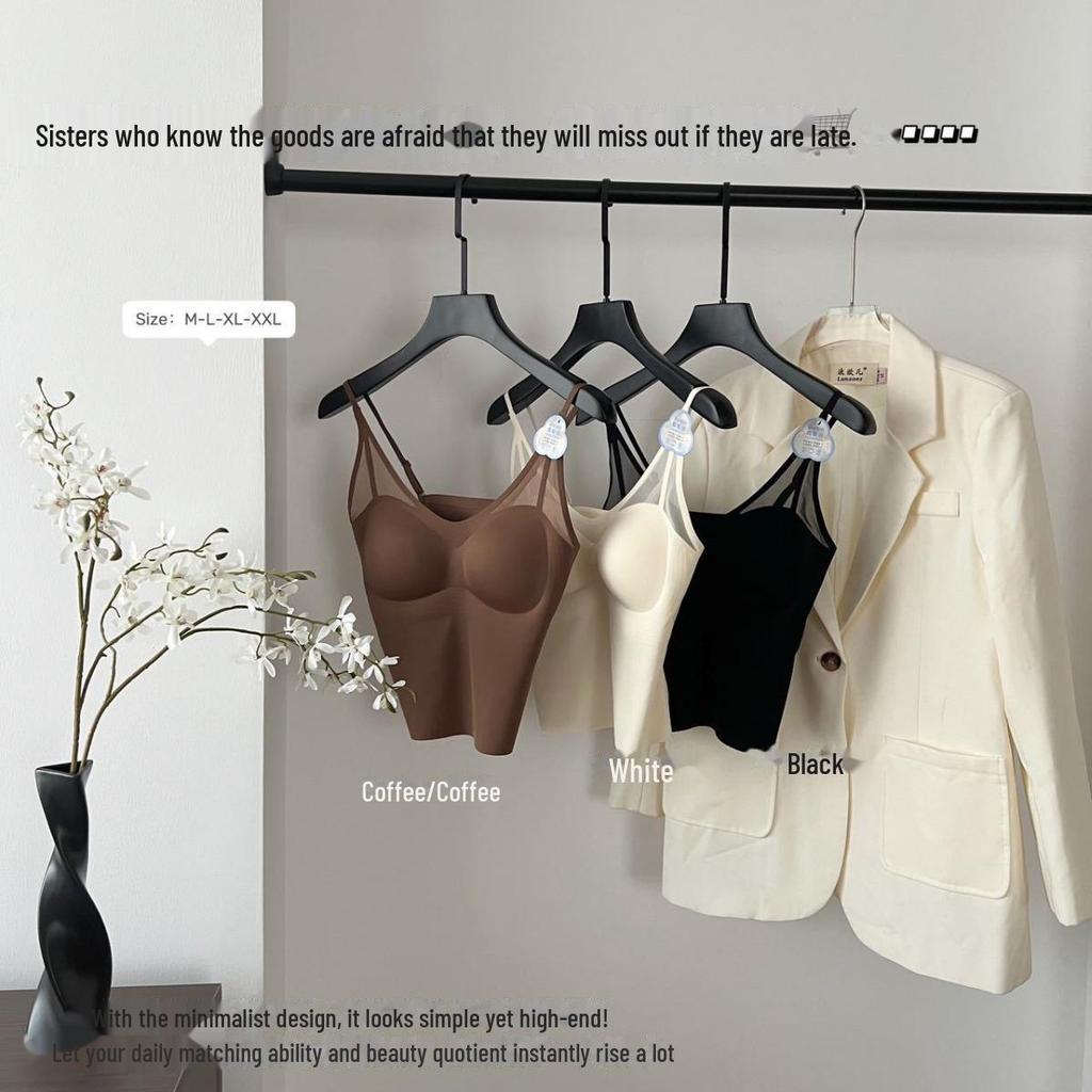 "Seamless Mulberry Silk Camisole with Chest Pads – Large Size, Lifting, and Exposure-Proof, Beautiful Back Design"