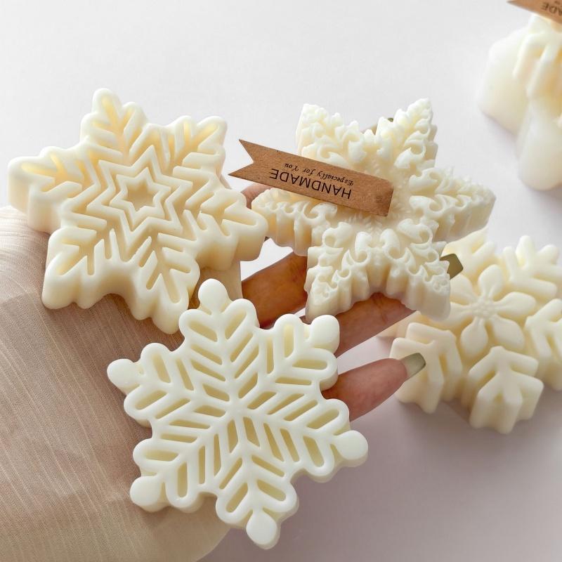 Christmas Snowflake Shaped Silicone Mold Handmade Chocolate Biscuit Cake Decoration Baking Tool DIY Candle Resin Casting Mold