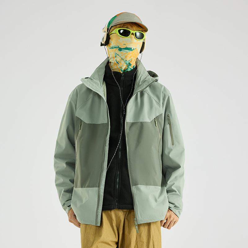 Outdoor three-in-one jacket men's and women's color matching removable cap waterproof and windproof mountaineering suit group buying can be printed