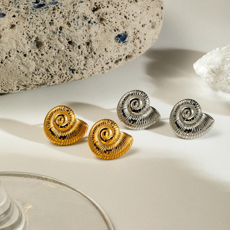 Bohemian Stainless Steel Conch Stud Earrings for Women Temperament Classic No Fading Earrings New Trend Beach Party Jewelry Gift