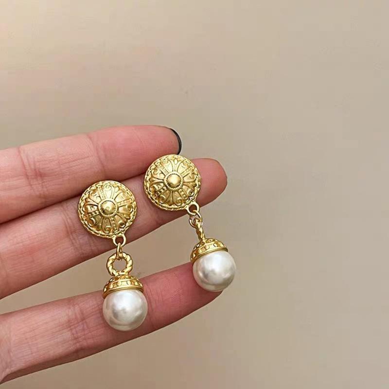 Water drop pearl flower earrings exaggerated antique earrings French retro court style earrings