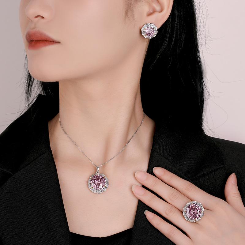 Jewelry Copper Bottom Gold-Plated Rose Cut Dry Rose Temperament Light Luxury Suit Women 16-10M