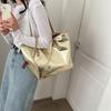 Chic Large Capacity Tote Bag Stylish Minimalist Design For Women In Gold And Silver Colors