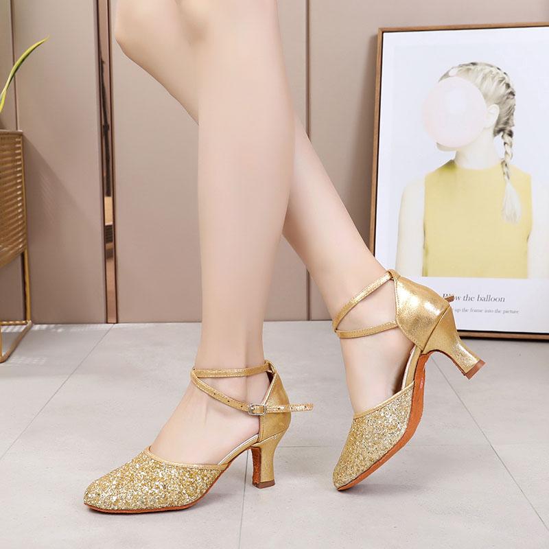 

Модные женские современные танцевальные туфли для бальных вечеринок, вальса, джаза, танцевальные туфли с закрытым носком и блестками, на каблуке 5 см 38