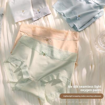 Big Size Female Summer New Product Bow Lace Edge Ice Silk No Mark Breathable Skin Friendly Triangle Briefs