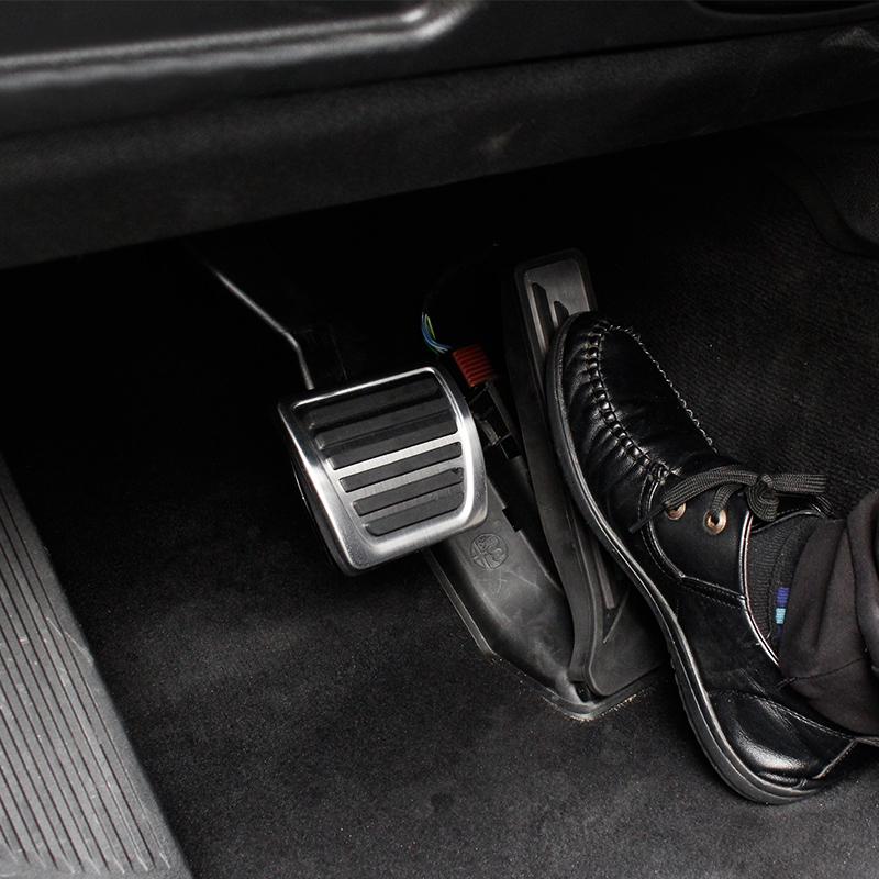 For Alfa Romeo Giulia 2016 2017 2018 2022 2023 Car Gas Fuel Accelerator Brake Pedals Cover Non-Slip Case Trim