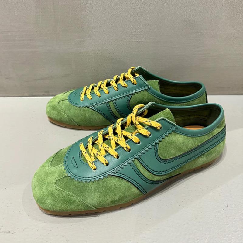 Chaussures Décontractées en Cuir de Veau Souple Rétro Baskets d'Entraînement Polyvalentes Bout Carré Petites Chaussures Blanches pour Femmes