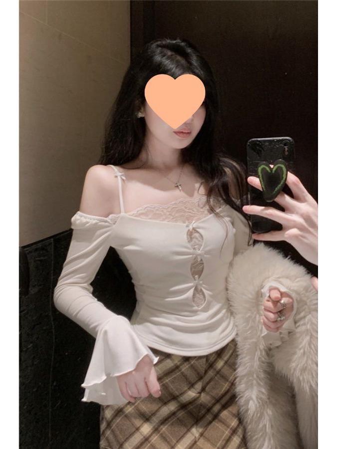Lace Patchwork Long Sleeve Slim Fit T-shirt - Trendy Autumn/Winter Women's Fashion