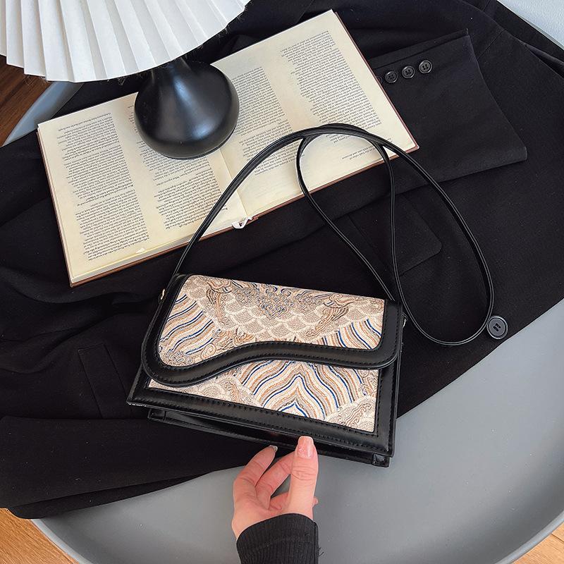 

Сумка в этническом стиле женская 2025 лето новая китайская вышивка сумка-мессенджер досуг для пожилых путешествия мода сумка на плечо чёрный