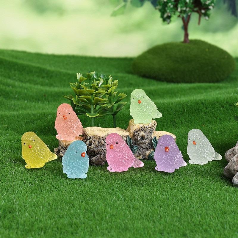 Miniature Luminous Resin Animal Ornaments: Cartoon Desktop & Car Decorations