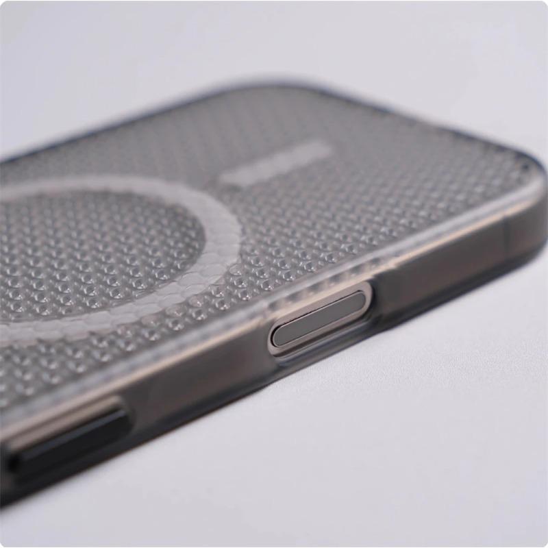 Cooling Heat Dissipation Magnetic Phone Case For iPhone 16 Pro Max 15 17 13 12 Case For Magsafe Wireless Charge Shockproof Cover