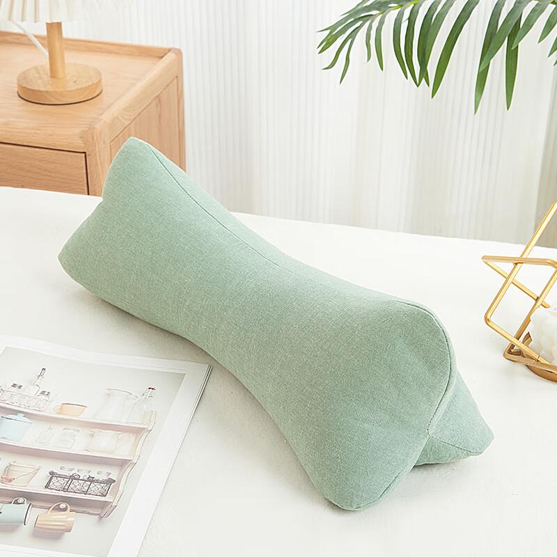 

OLOMM Buckwheat Triangle Cervical Pillow