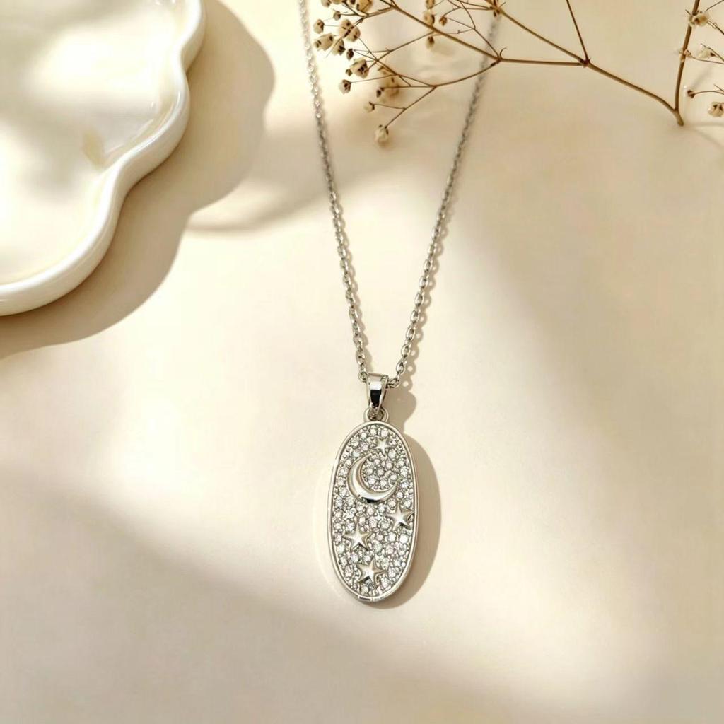 Gold Star & Moon Oval Pendant Necklace - Elegant & Versatile Gift for Couples