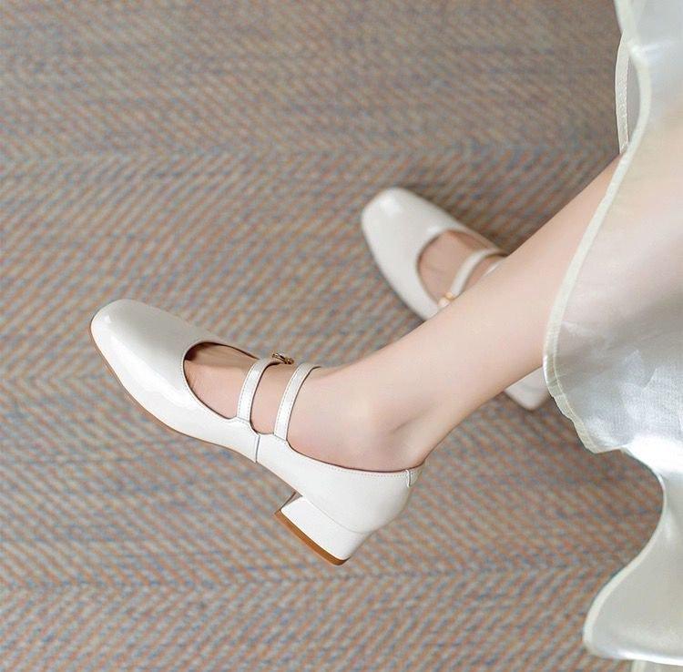 Mary Jane small leather shoes women's 2025 autumn new wedding burgundy high heels French thick heel light mouth single shoes