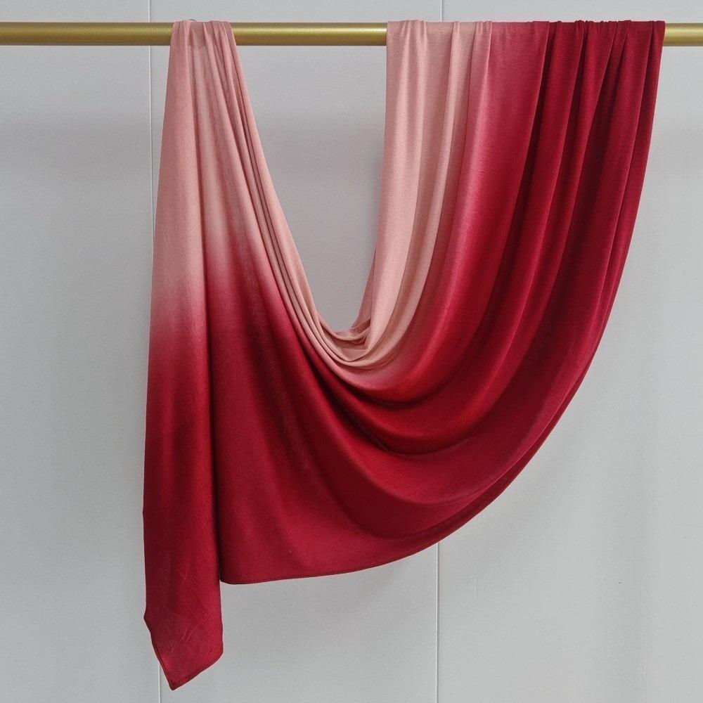 Breathable Fabric Muslim Hijab Scarf Soft Texture Stylish Bandana Breathable Hijab  For Women
