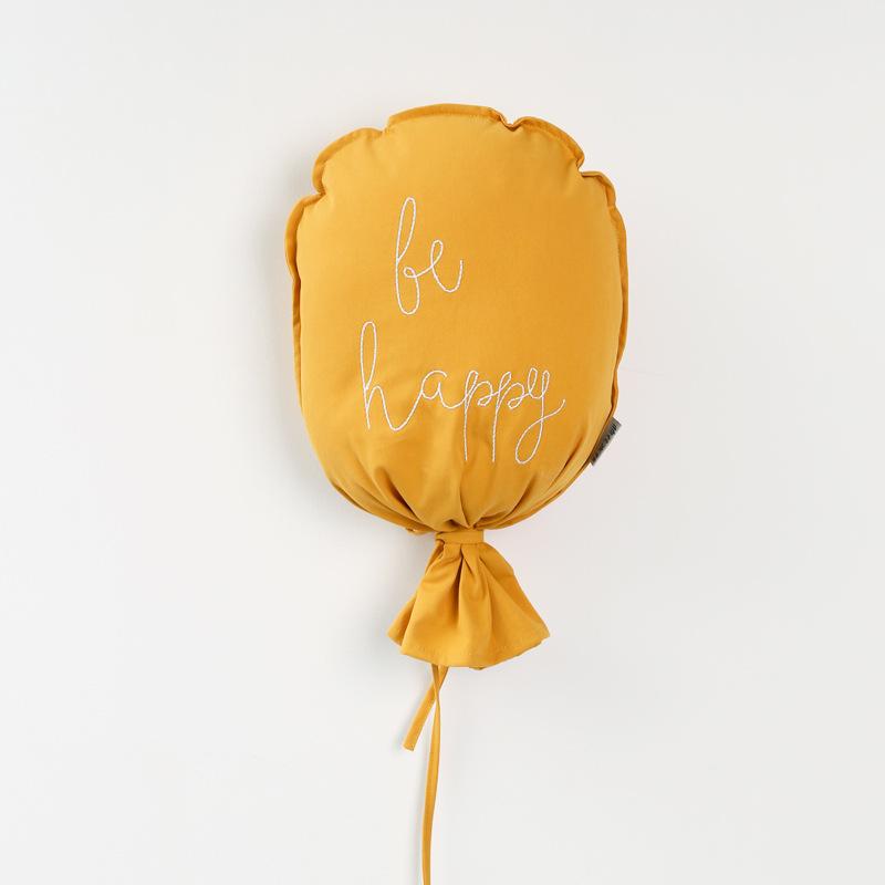 Ornements suspendus muraux style nordique mignons en forme de ballon Coton Coussin en forme de ballon Chambre de bébé Chambre de princesse Décor mural