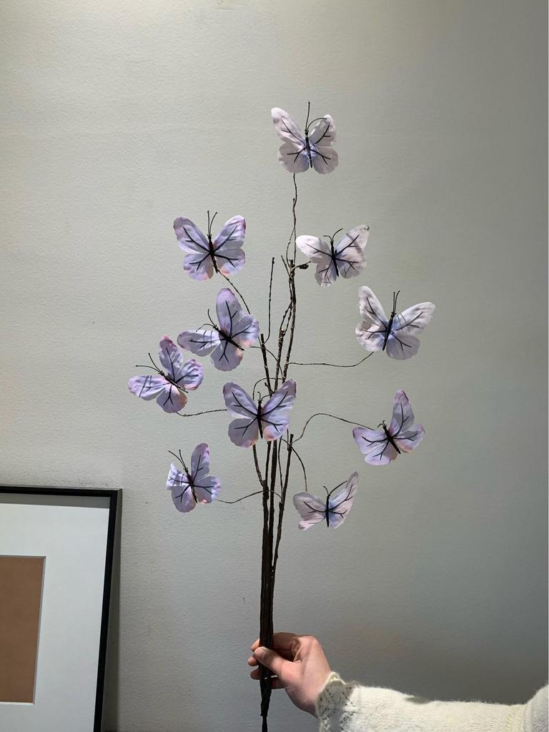 Chinese Style Butterfly Simulated Flower Ornament for Living Room, Table, or Cafe Décor