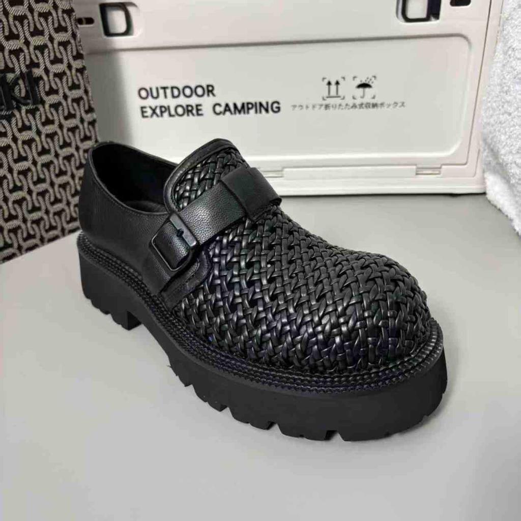High-end men's shoes hollow and breathable casual leather shoes men's spring thick-soled leather hand-woven thick-soled high-tide shoes