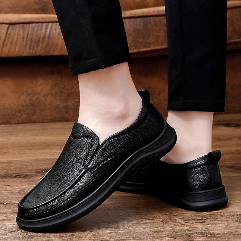 New Anti-skid Soft Sole Leisure Driving Shoes with Thick Rubber Soles Flats Outdoor Slip on Casual Male Work Office Driving Snea