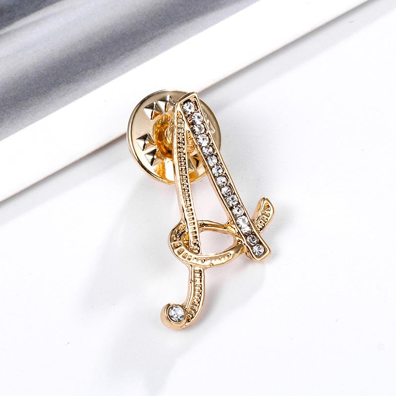 High-Precision Electroplated Vintage Alloy Brooch with Rhinestones