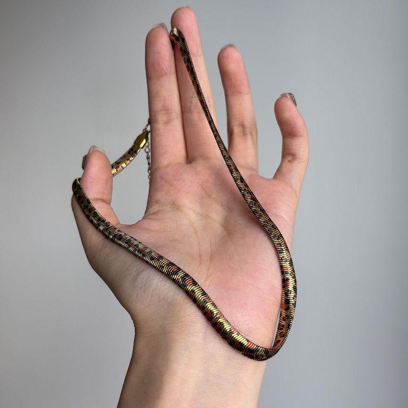 Punk Fashion Style Golden Snake Snake Bone Necklace for Women Special-Interest Design Retro Sexy Clavicle Chain Neck Chain Accessories Golden Snake Necklace