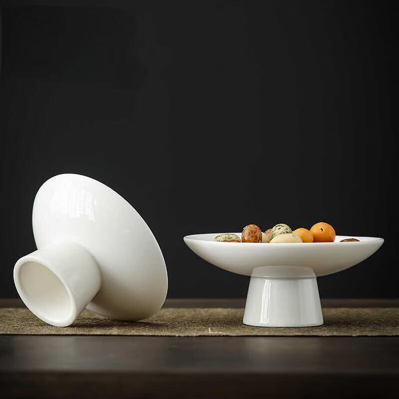 Jijun Chinese Style Ceramic Nut Dish