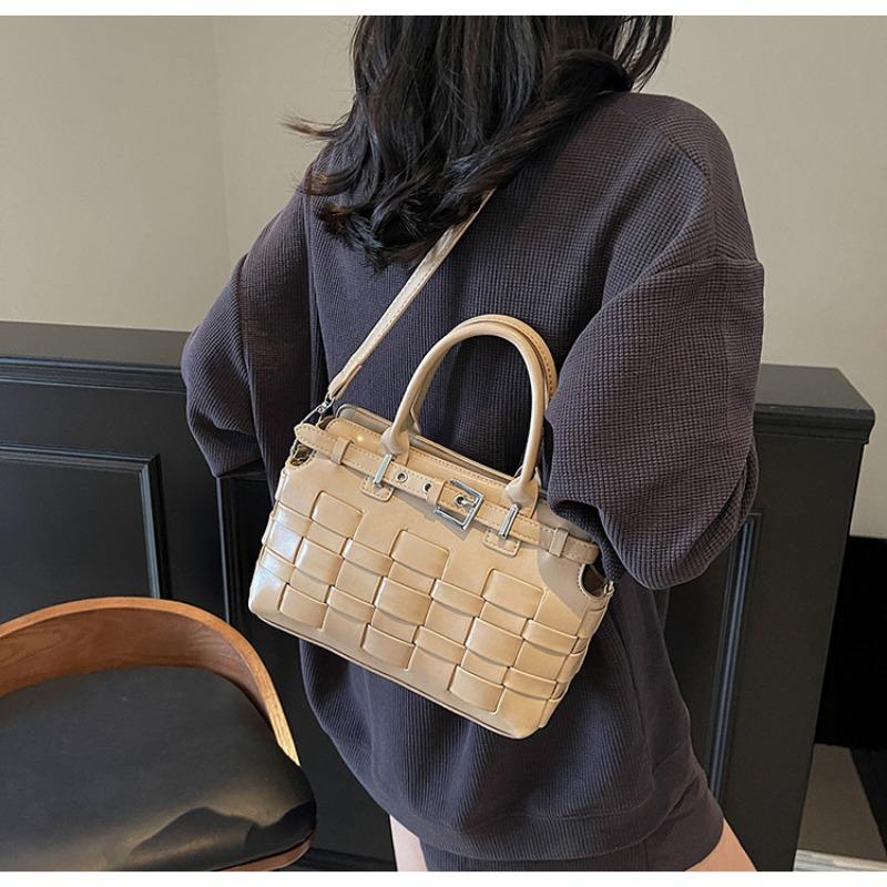 Niche Woven Bag Women's New Spring Versatile Messenger Bag Fashion Handbag Small Bag