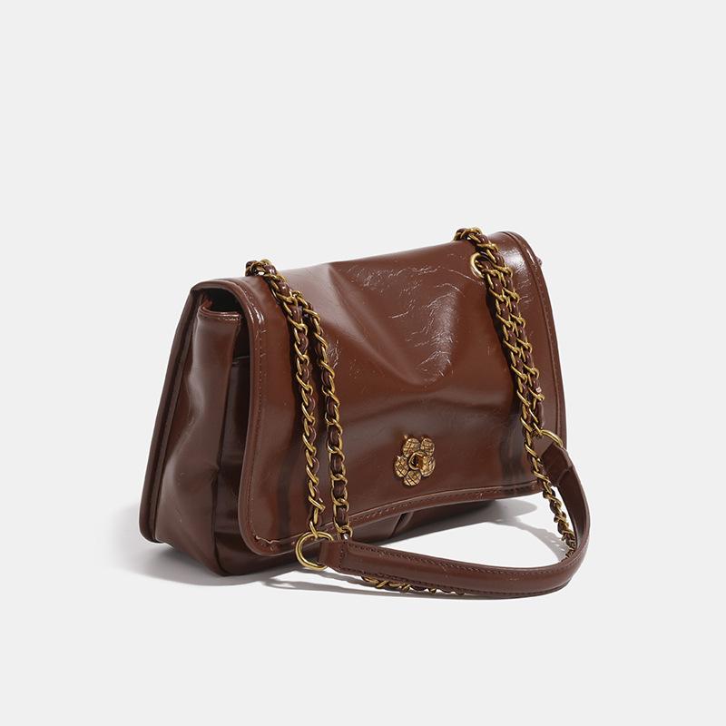 Handbag Women's New Chain Tote Bag Women's Large Capacity Versatile Commuting Bag Single Shoulder Armpit Crossbody Bag