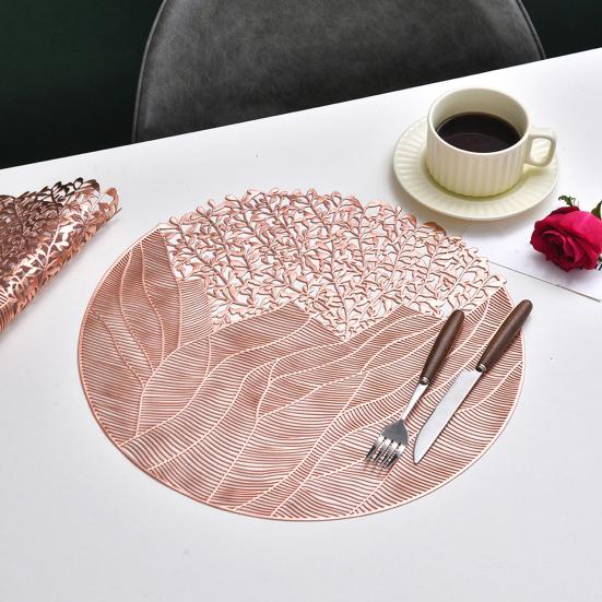Round PVC Placemats with Gold Foil Leaf Pattern Heat Resistant Waterproof Table Mat Warm Dining Atmosphere Mats for Home Dining Party Decor