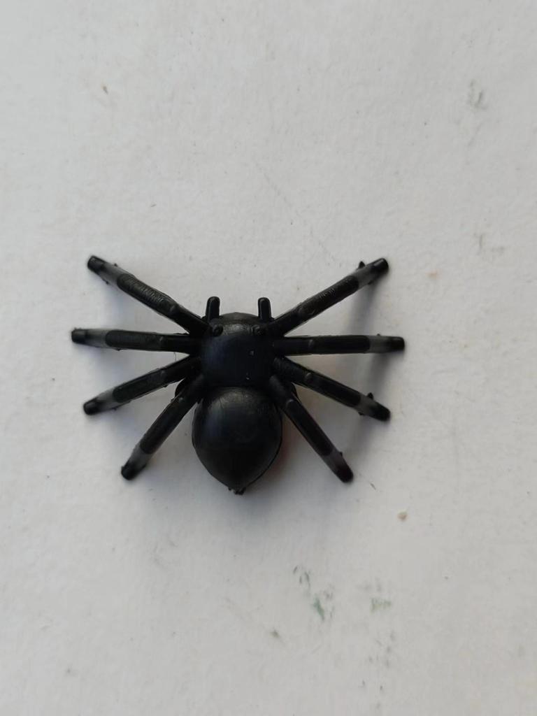 12 Black Luminous Small Halloween Prank Spiders
