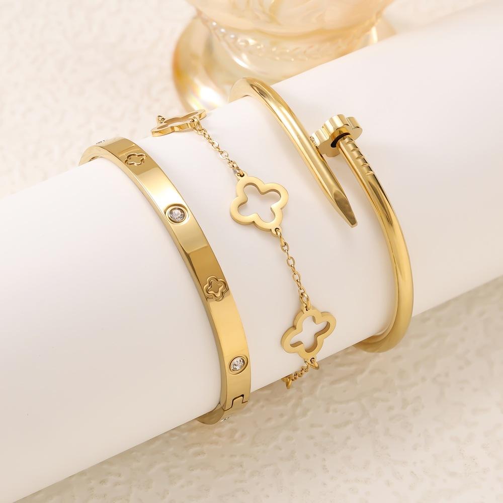 

3 шт. Модный роскошный браслет-манжета из нержавеющей стали с инкрустацией цирконием в виде клевера, универсальный для повседневной носки 3pcs/sets золотой