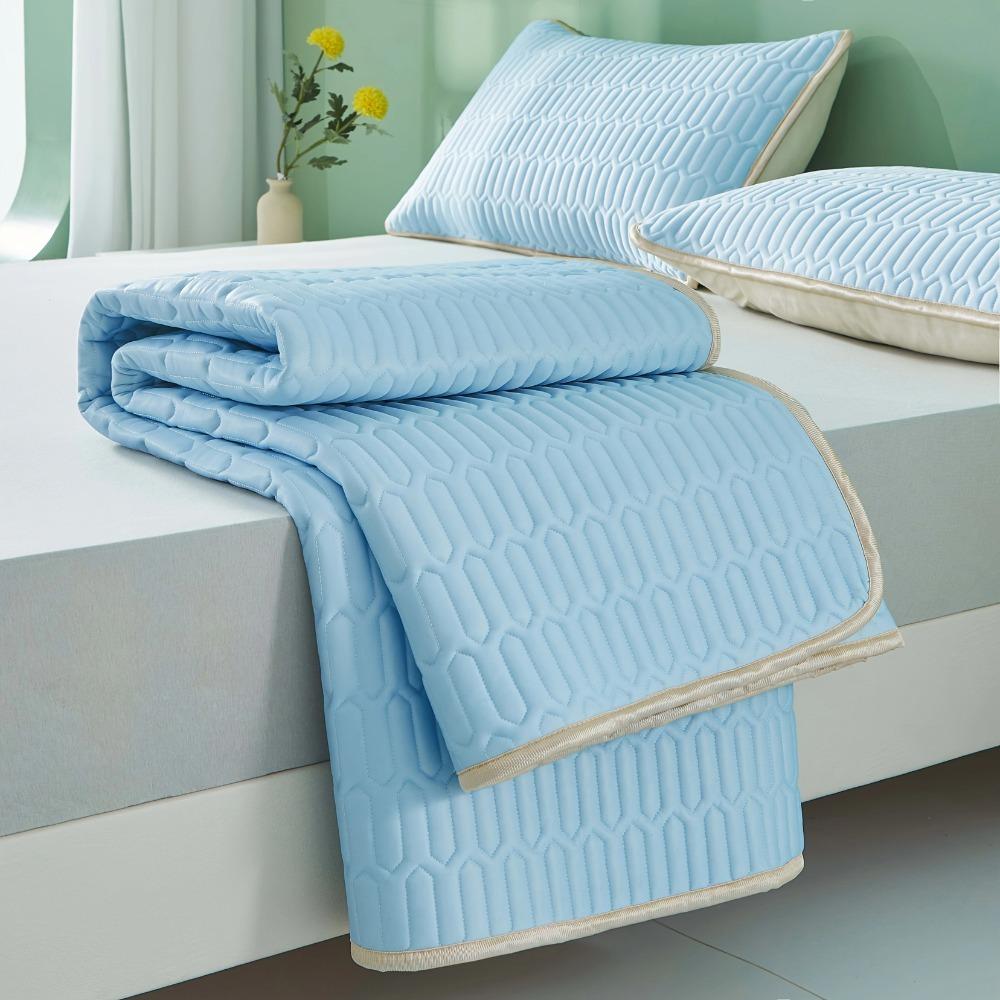 Quilted Bed Sheet Cooling Pad Anti-wrinkle Summer Sleeping Mat Durable Bedspread Summer
