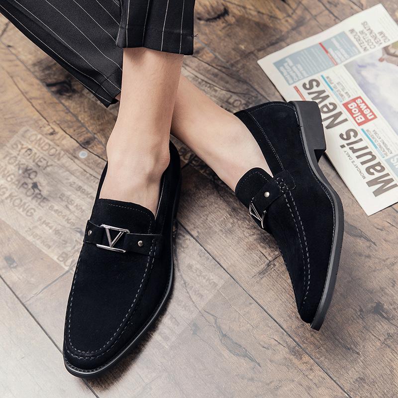 Spring men's foot-fitting lazy shoes foreign trade large size pointed leather shoes casual shoes suede men's shoes driving shoes
