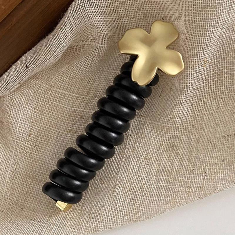 Elegant Coiled Elastic Hair Scrunchies for Girls and Ladies Gift Coiled Hair Ties Telephone Cord Metal Heart
