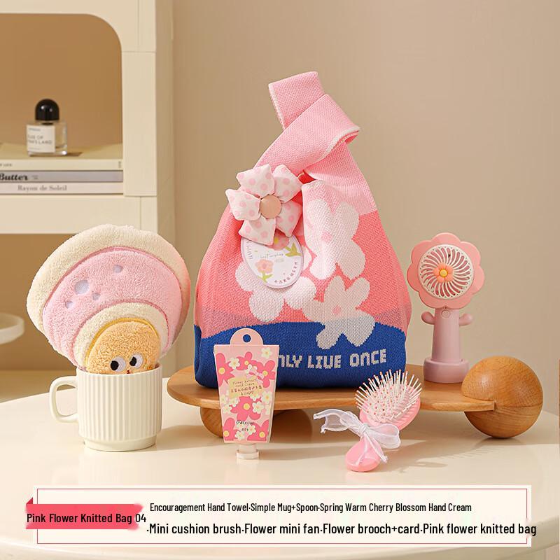 Розовая вязаная сумка-тоут Vanaheimr с цветочным узором