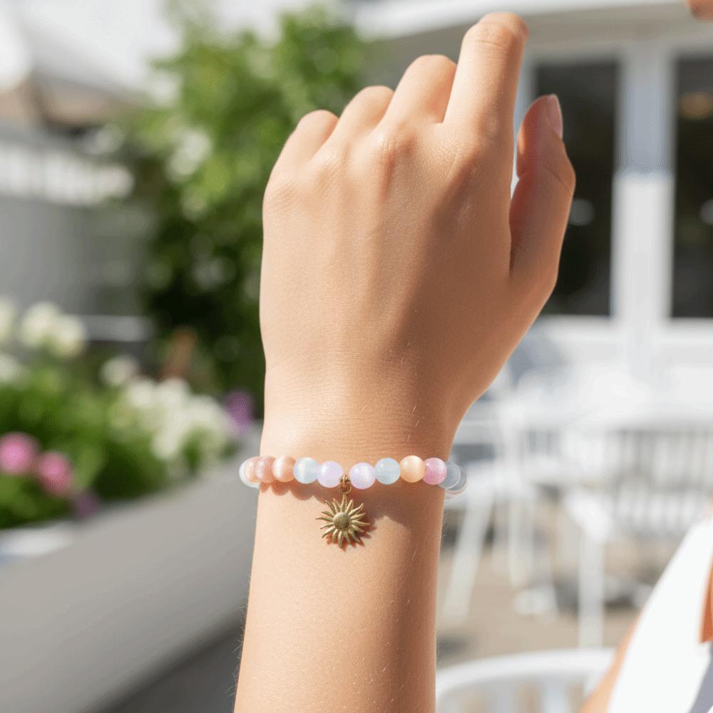 Gold Plated Sun Pendant Necklace UV Reactive Cat Eye Choker Beaded Bracelet Set Photoshoot