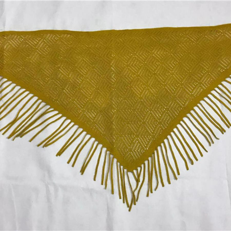 Autumn New Solid Color Triangle Fringe Wool Scarf Knitted Shawl Triangular Scarf Wrap