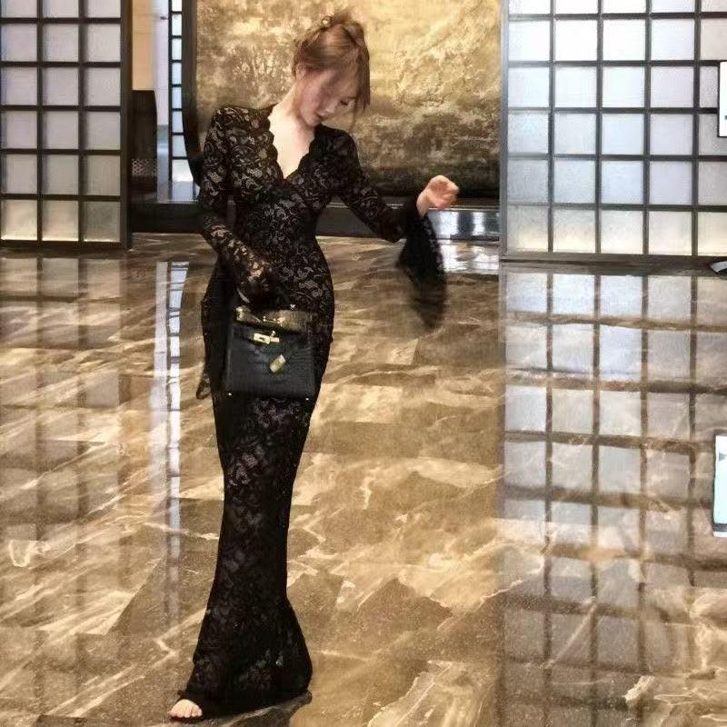 Red Slim Fit Long Sleeve Lace Dress - Spring/Summer Waist-Cinched Evening Gown with French Royal Elegance