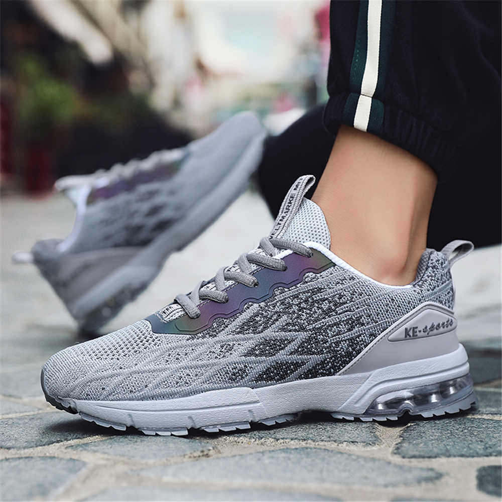 Fashion Black 36-42 Sports Shoes Men White Running Tennis Men Sneakers For Men Summer Tenisky Boti 2025elegant League Interesting