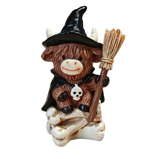 Highland Cow Figurine Halloween Skull Cow Witch Pumpkin Statue A